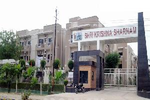 Giriraj Shri Krishna Sharnam