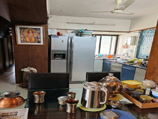 Raj Mahal Building in Juhu, Mumbai by Ashish Group Of Companies