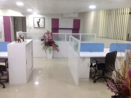 Cosmos Plaza, Mumbai - Premium Office Space