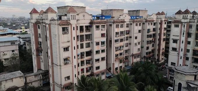 Rna Courtyard, Mumbai - 1/2 BHK Apartment