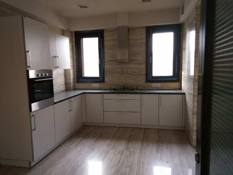 2 BHK Apartment 1400 Sq.ft. for Rent in New Citylight, Surat
