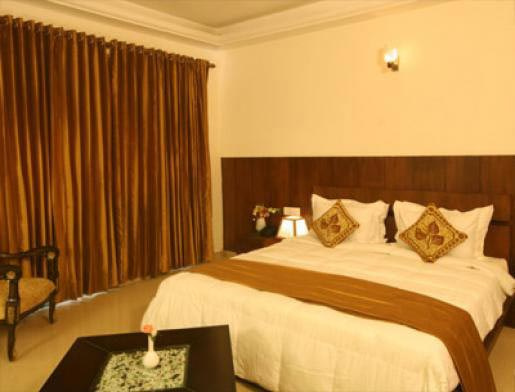  Hotels 26000 Sq.ft. for Sale in Lonavala, Pune