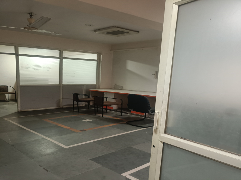  800 Sq.ft. Office Space for Rent in MP Nagar, Bhopal