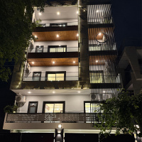 3.5 BHK Flat for Sale in Block B, Sushant Lok Phase I, Gurgaon