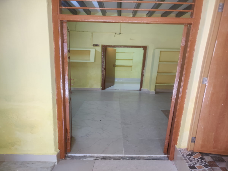 2 BHK Builder Floor 850 Sq.ft. for Rent in Ambal Nagar, Keelkattalai, Chennai
