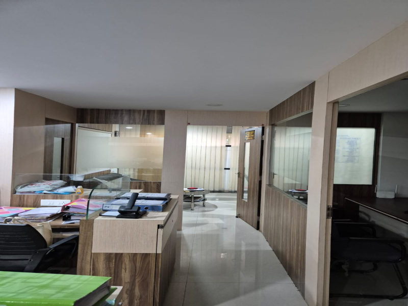  Office Space 1000 Sq.ft. for Rent in Gokulpeth, Nagpur