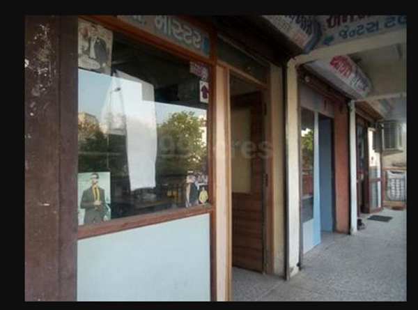 Commercial Shop 62 Sq.ft. for Rent in