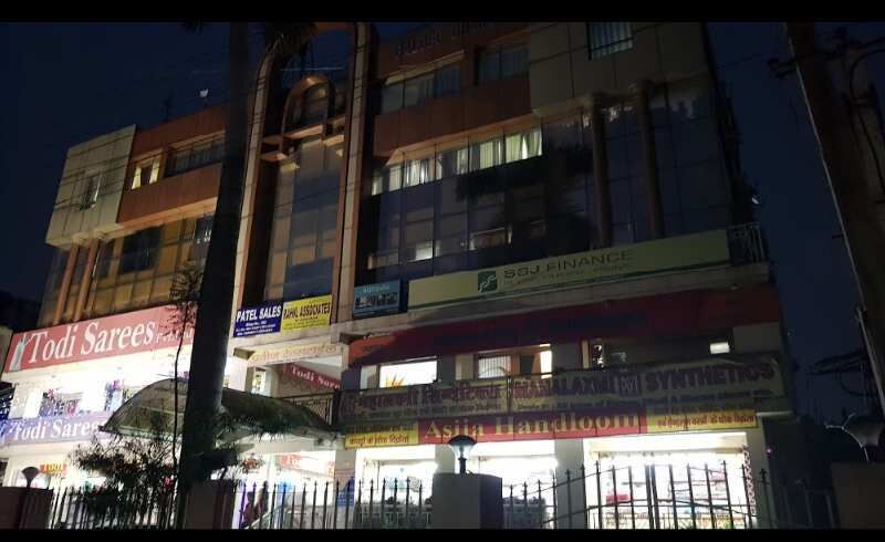  Office Space 2200 Sq.ft. for Sale in Bariatu Road, Ranchi