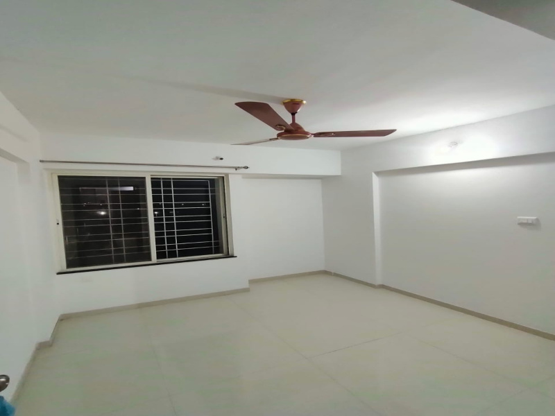 2 BHK 1000 Sq.ft. Apartment for Rent in Bakori Road, Pune