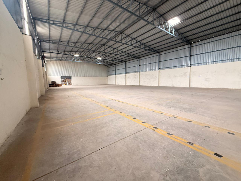  125000 Sq.ft. Warehouse for Rent in Sanaswadi, Pune