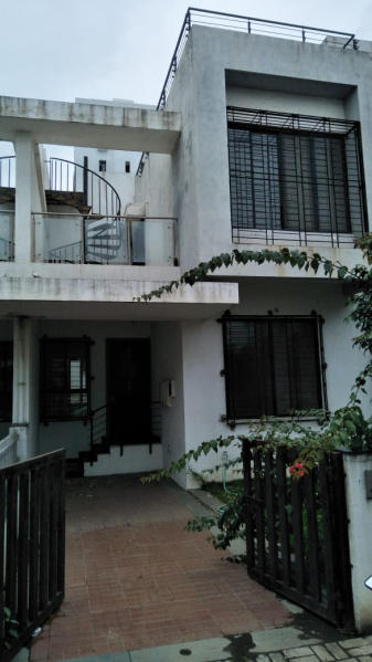  3000 Sq.ft. Penthouse for Sale in Wagholi, Pune
