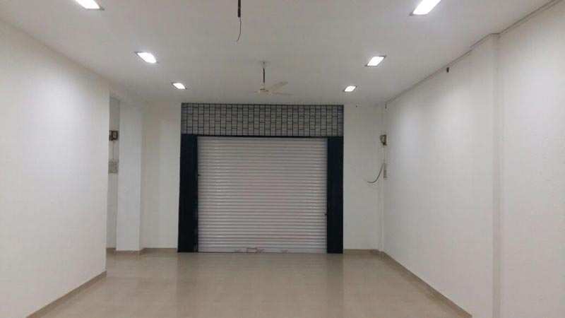 Commercial Shop 2800 Sq.ft. for Rent in MG Road,