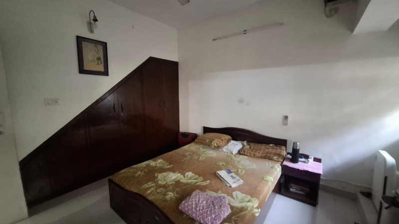 3.5 BHK Apartment 3500 Sq.ft. for Rent in Pocket F, Sarita Vihar, Delhi