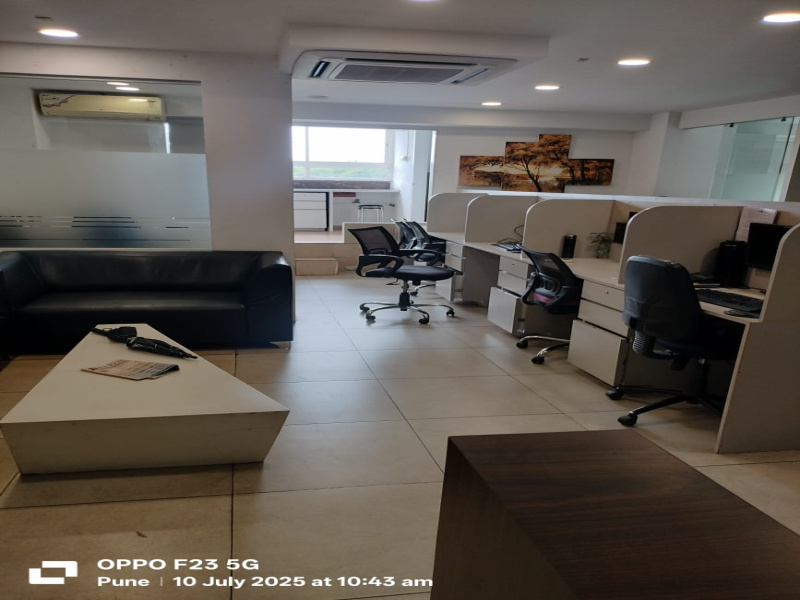  Office Space 1250 Sq.ft. for Rent in Shivaji Nagar, Pune