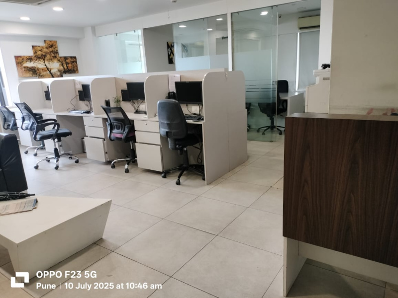  Office Space 1250 Sq.ft. for Rent in Shivaji Nagar, Pune