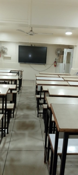  1250 Sq.ft. Office Space for Rent in Fergusson College Road, Pune