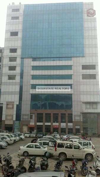  Office Space 2200 Sq.ft. for Rent in Netaji Subhash Place, Delhi