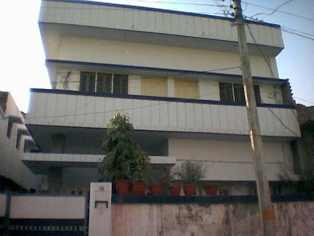 10 BHK House 3400 Sq.ft. for Sale in Ardaly Bazar, Varanasi