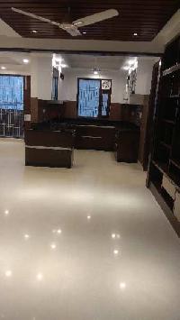 3 BHK Builder Floor for Sale in Sector 8 Dwarka, Delhi