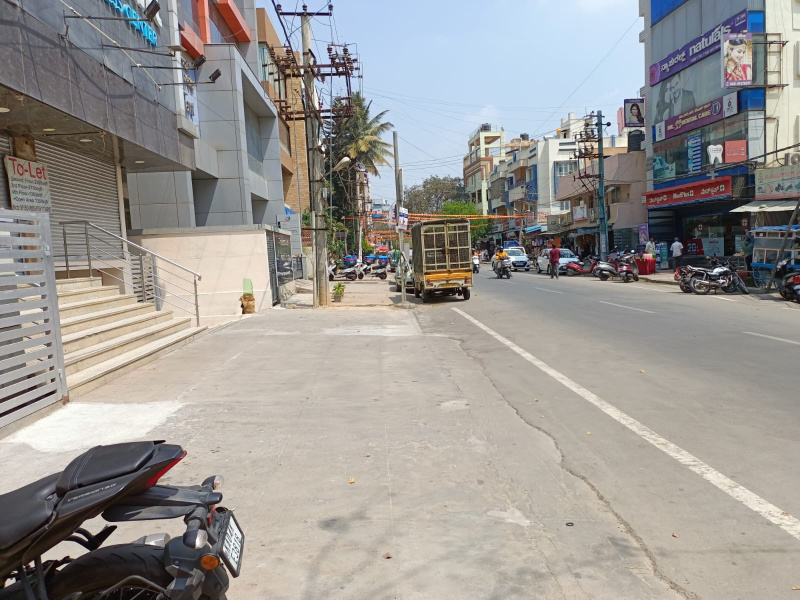 Commercial Shop 2300 Sq.ft. for Rent in OMBR Layout, Bangalore