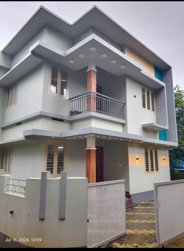 4 BHK House 1550 Sq.ft. for Sale in Mannuthy, Thrissur