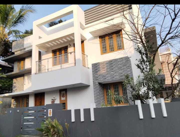 3 BHK House 1550 Sq.ft. for Sale in Alathur, Palakkad