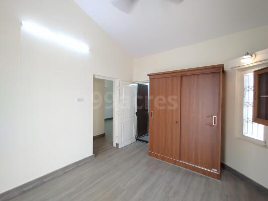 2.5 BHK Apartment 1350 Sq.ft. for Rent in Kammanahalli, Bangalore