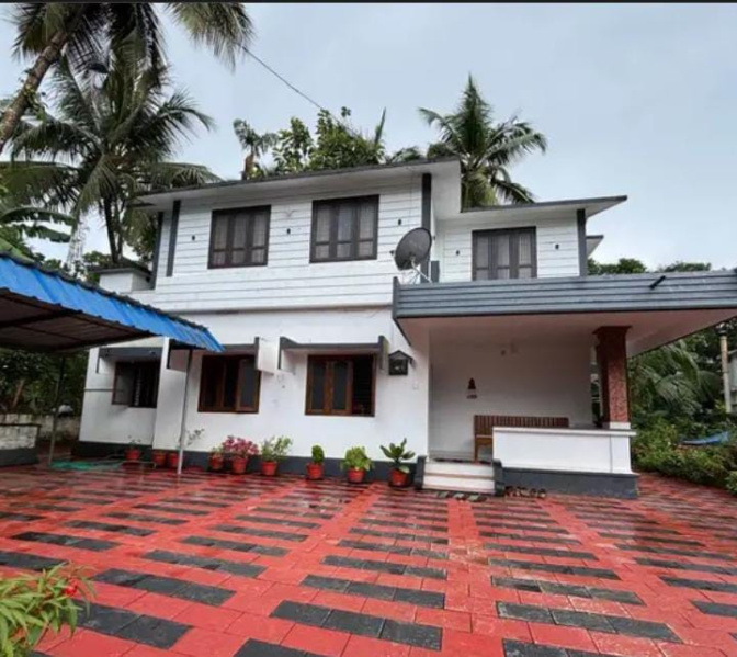 4 BHK House 1800 Sq.ft. for Sale in Kongad, Palakkad