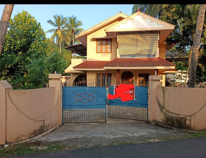 4 BHK 1700 Sq.ft. House for Sale in Vadakkencherry, Palakkad