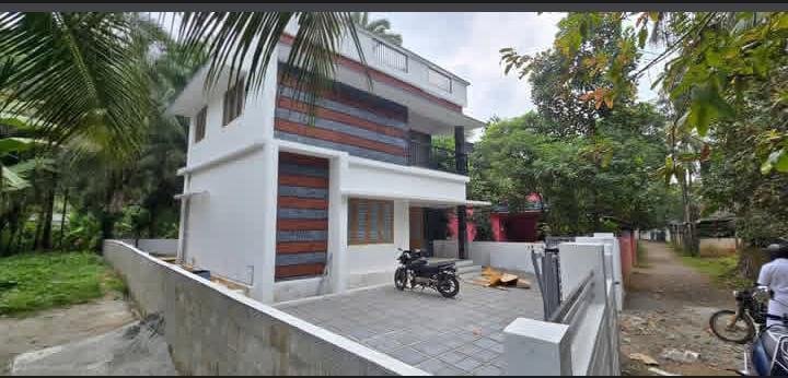 4 BHK 2100 Sq.ft. House for Sale in Vadakkencherry, Palakkad