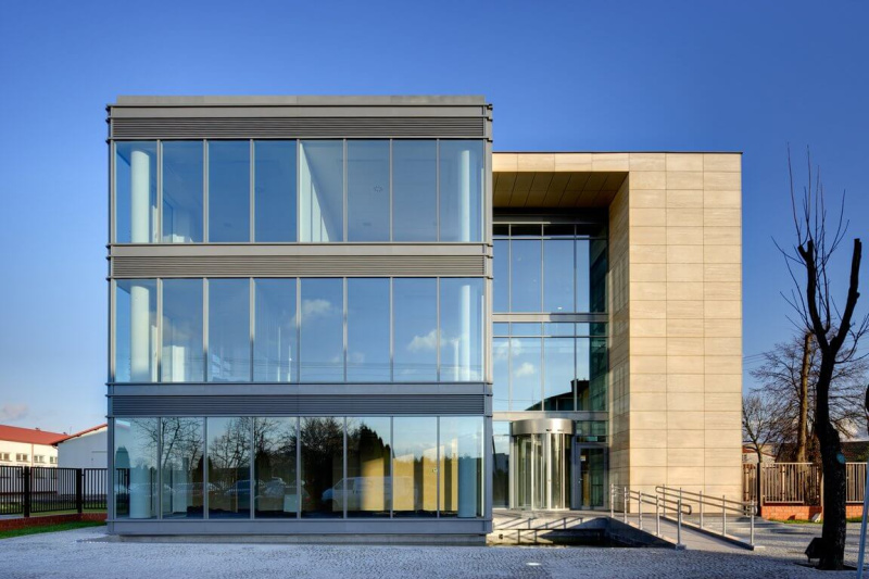  4000 Sq.ft. Commercial Shop for Sale in Kalyan Nagar, Bangalore