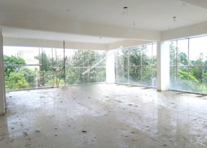  2500 Sq.ft. Commercial Shop for Rent in Hennur Road, Bangalore