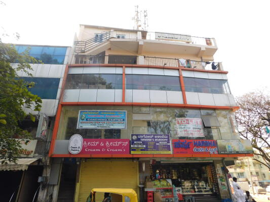  1400 Sq.ft. Commercial Shop for Sale in HRBR Layout, Kalyan Nagar, Bangalore