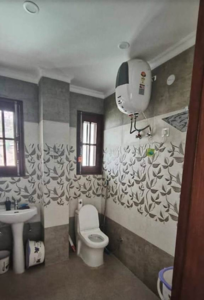 5 BHK 4000 Sq.ft. Apartment for Sale in Rabon, Solan