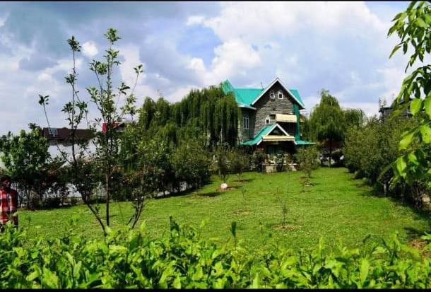  4000 Sq.ft. Hotels for Sale in Theog, Shimla