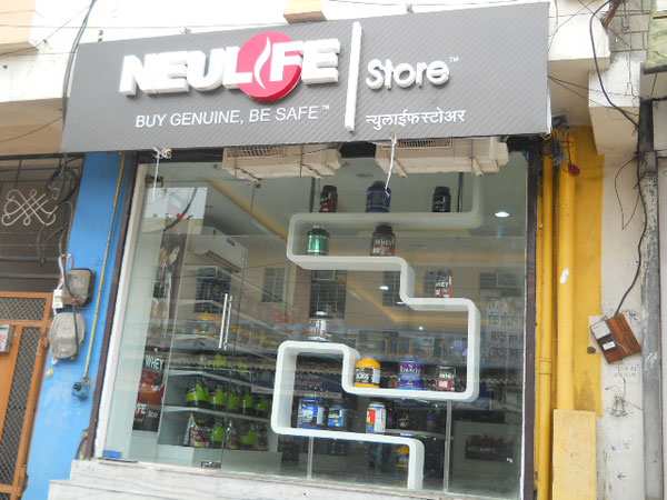 Commercial Shop 330 Sq.ft. for Rent in