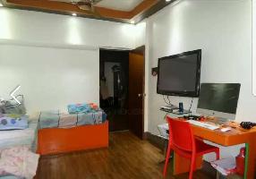 4 BHK Flat for PG in Vile Parle West, Mumbai