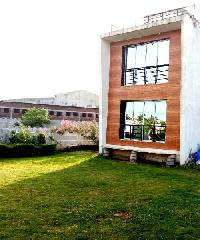 3 BHK Farm House for Rent in Maroli Ubhrat Road, Surat