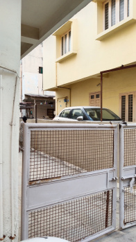 2 BHK Flat for Rent in Alkapuri, Vadodara