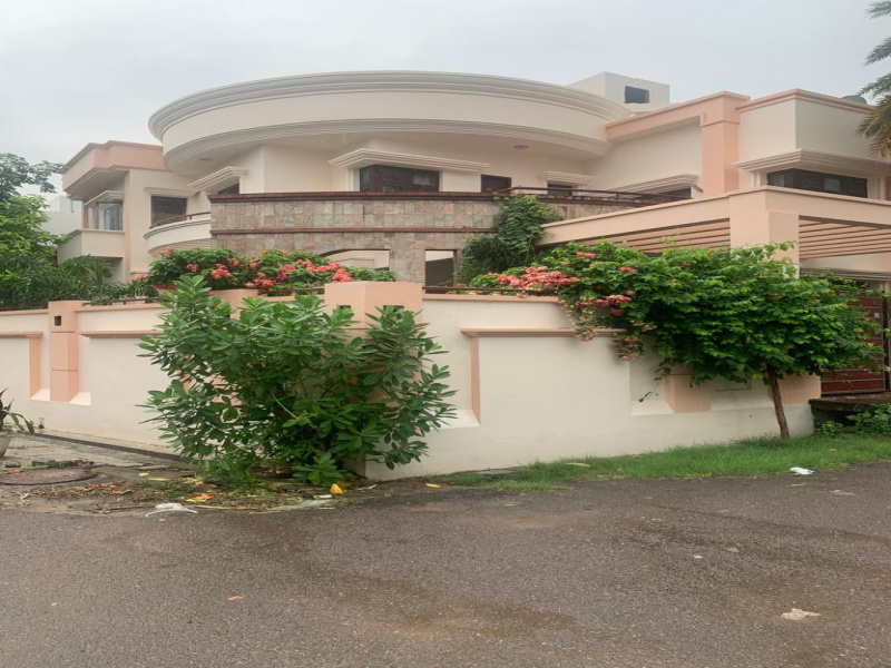 6 BHK House 8000 Sq.ft. for Sale in Vijay Khand 1, Gomti Nagar, Lucknow