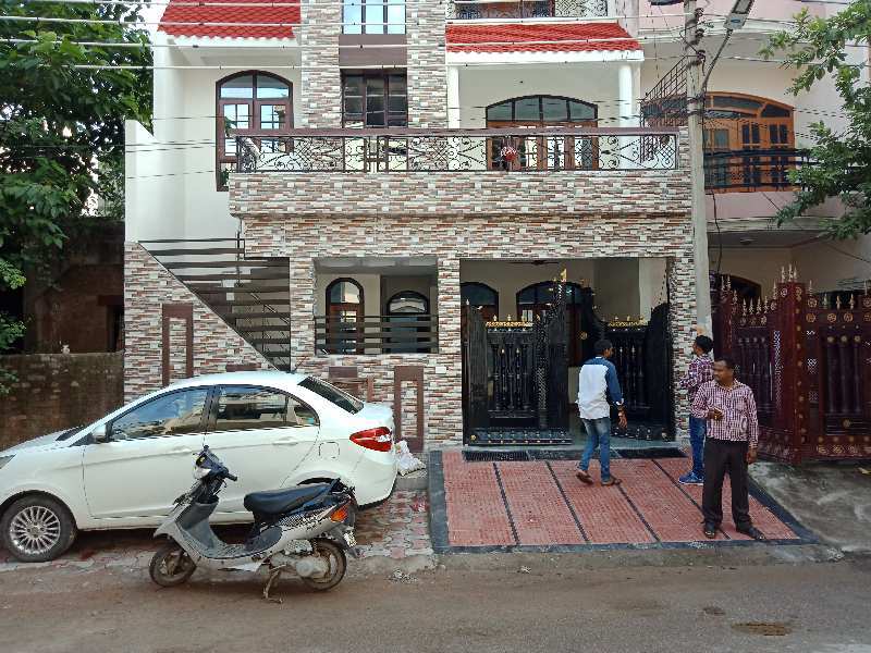 6 BHK House 3800 Sq.ft. for Sale in