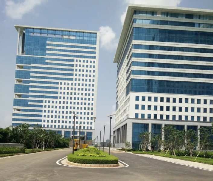  Office Space 1650 Sq.ft. for Sale in Sector 74A, Gurgaon