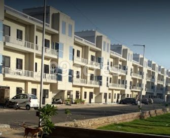 3 BHK Apartment 79 Sq. Meter for Sale in Shamshabad Road, Agra