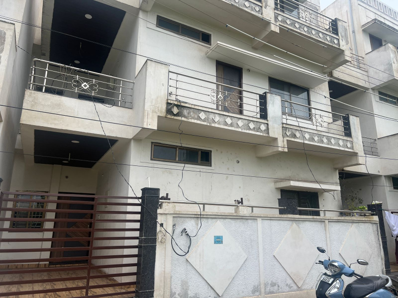 6 BHK House 4000 Sq.ft. for Sale in VIP Colony, Raipur