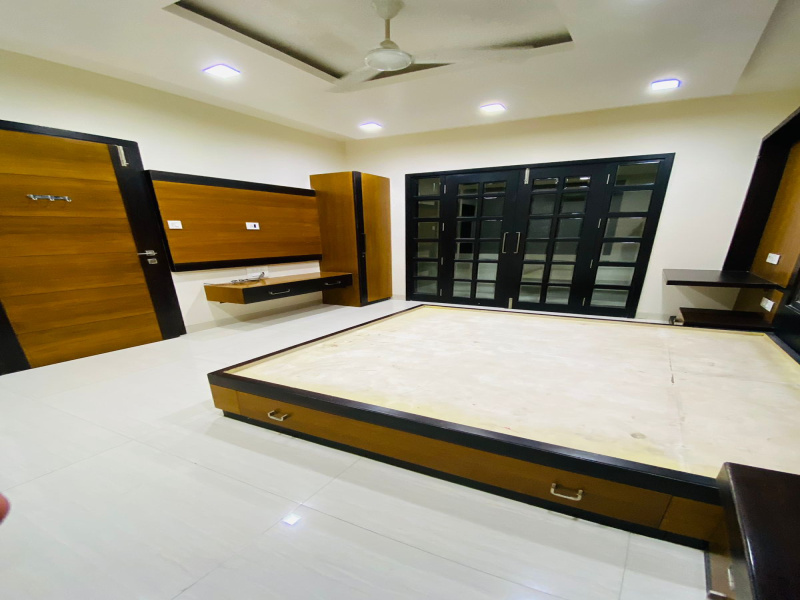 5 BHK House 4000 Sq.ft. for Sale in Labhandi, Raipur