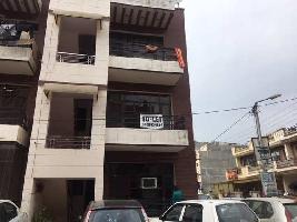 2 BHK Builder Floor for Rent in Peer Muchalla, Zirakpur