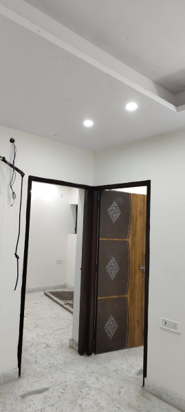 2 BHK Apartment 65 Sq. Yards for Sale in Paschim Puri, Paschim Vihar, Delhi