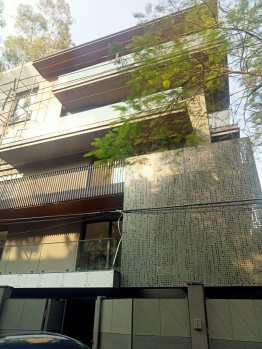 5 BHK Builder Floor for Sale in Block D Panchsheel Park, Delhi