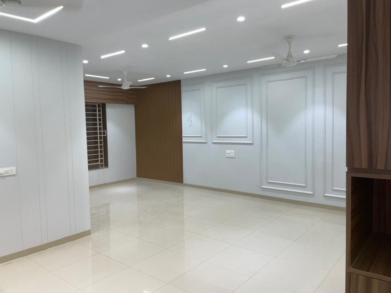 3 BHK Apartment 2005 Sq.ft. for Sale in Chala, Vapi