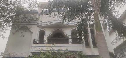 5 BHK House for Sale in Sector 33 Noida